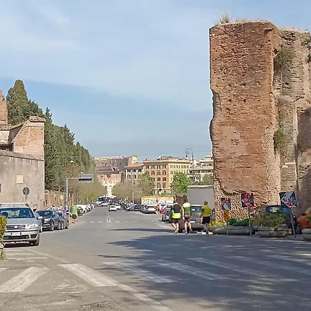 Sant Erasmo At The Colosseum Apartment *